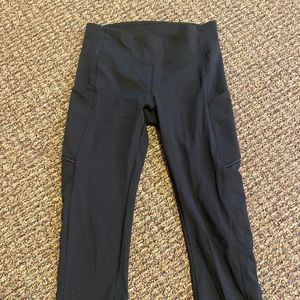 Lululemon Cropped Leggings with Pockets
